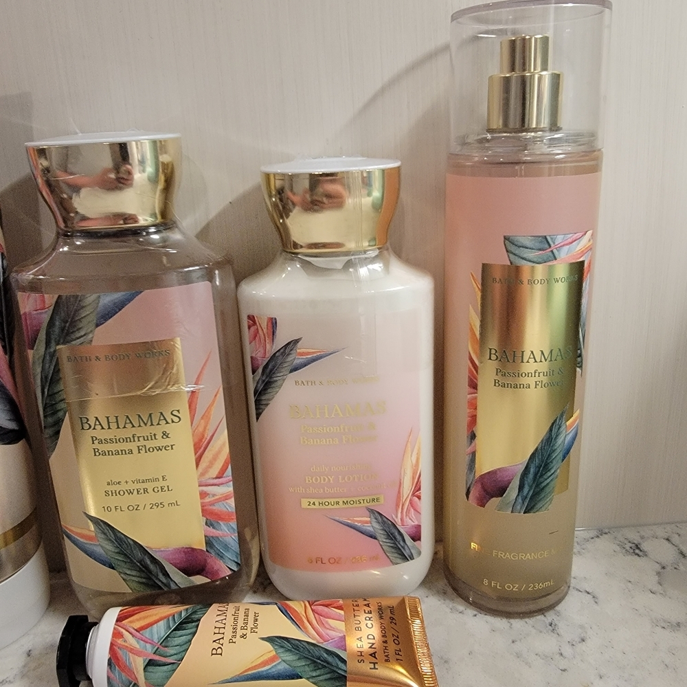 Bath & Body Works Bahamas Passionfruit & Banana Flower  Fragrance Bundle NEW! - Picture 4 of 13